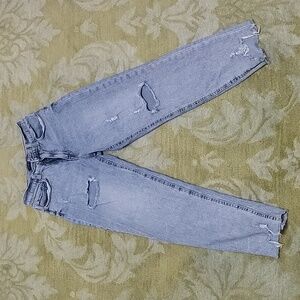 Aeropostale curvy mom Jean- size 4